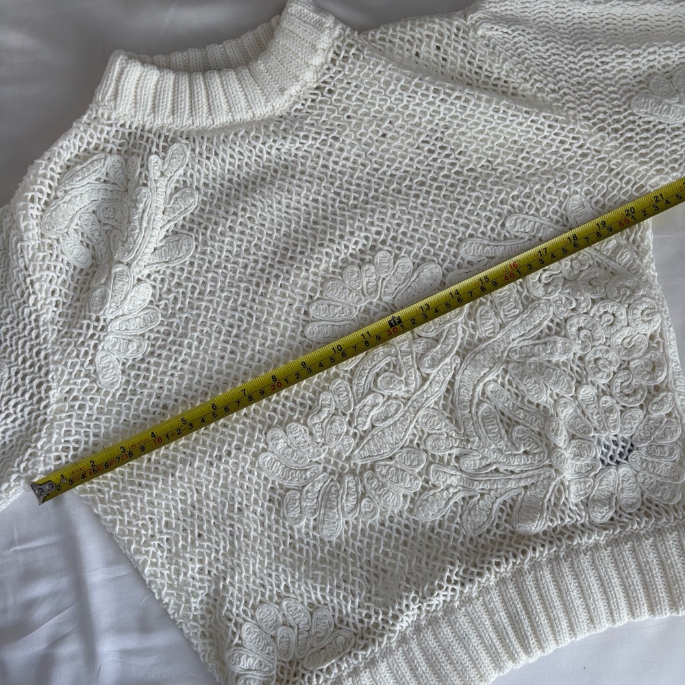 FARM Rio White Sweater - Picture 15 of 16